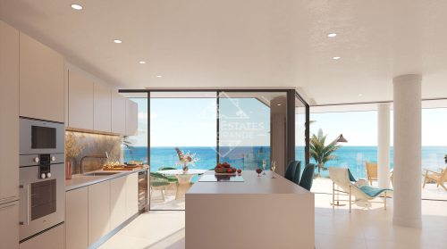 Atemberaubendes Boutique Bauprojekt in erster Meereslinie in der Bucht von Estepona