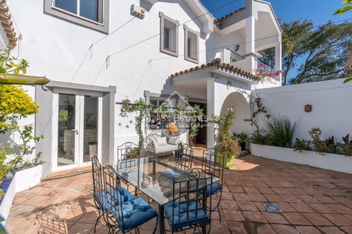 Villa in A-Zone of Sotogrande - The perfect combination of traditional Andalusian charm and modern living 