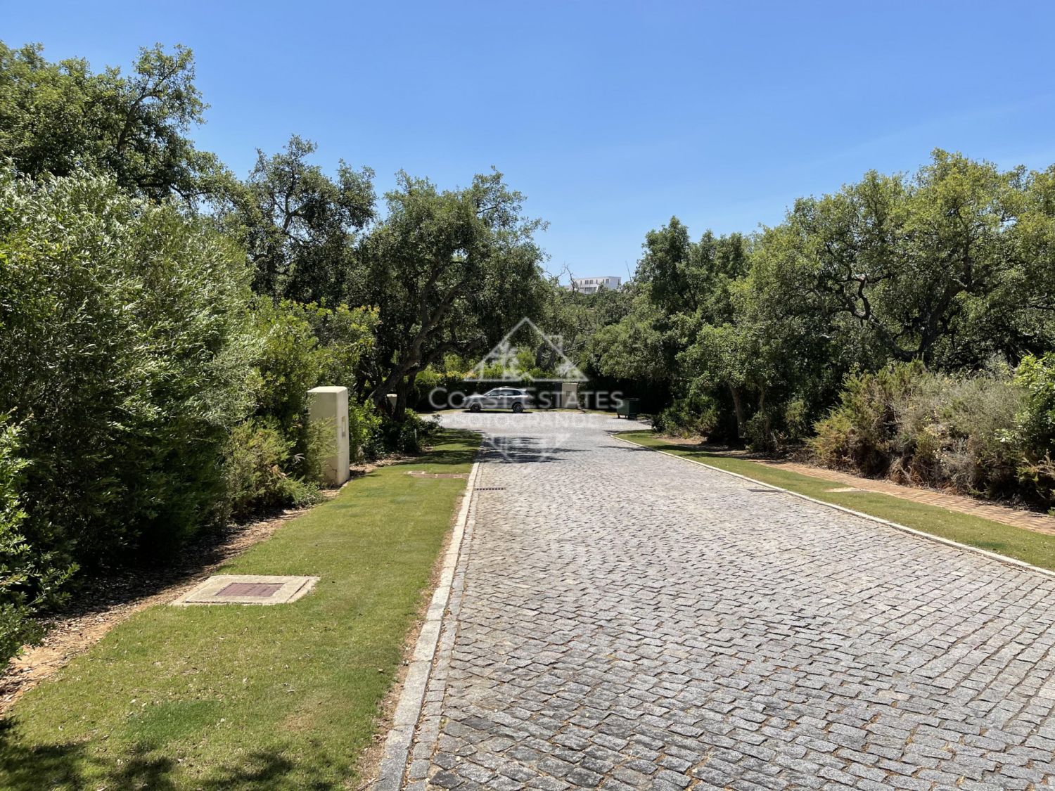 Plot in the exclusive community in Los Altos de Valderrama for sale in Sotogrande 