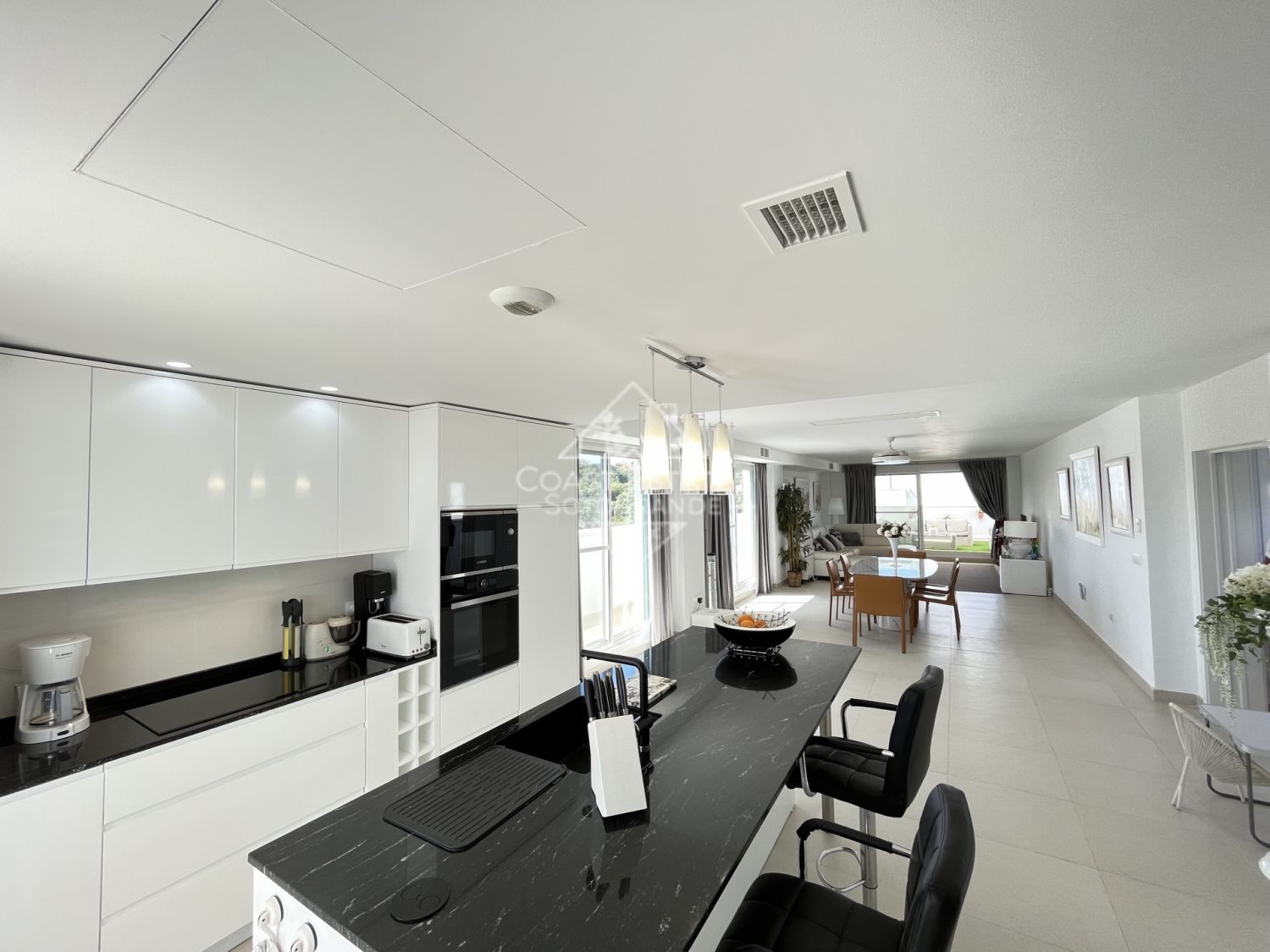 Penthouse in the urbanization of Senda Chica in La Reserva de Sotogrande for sale