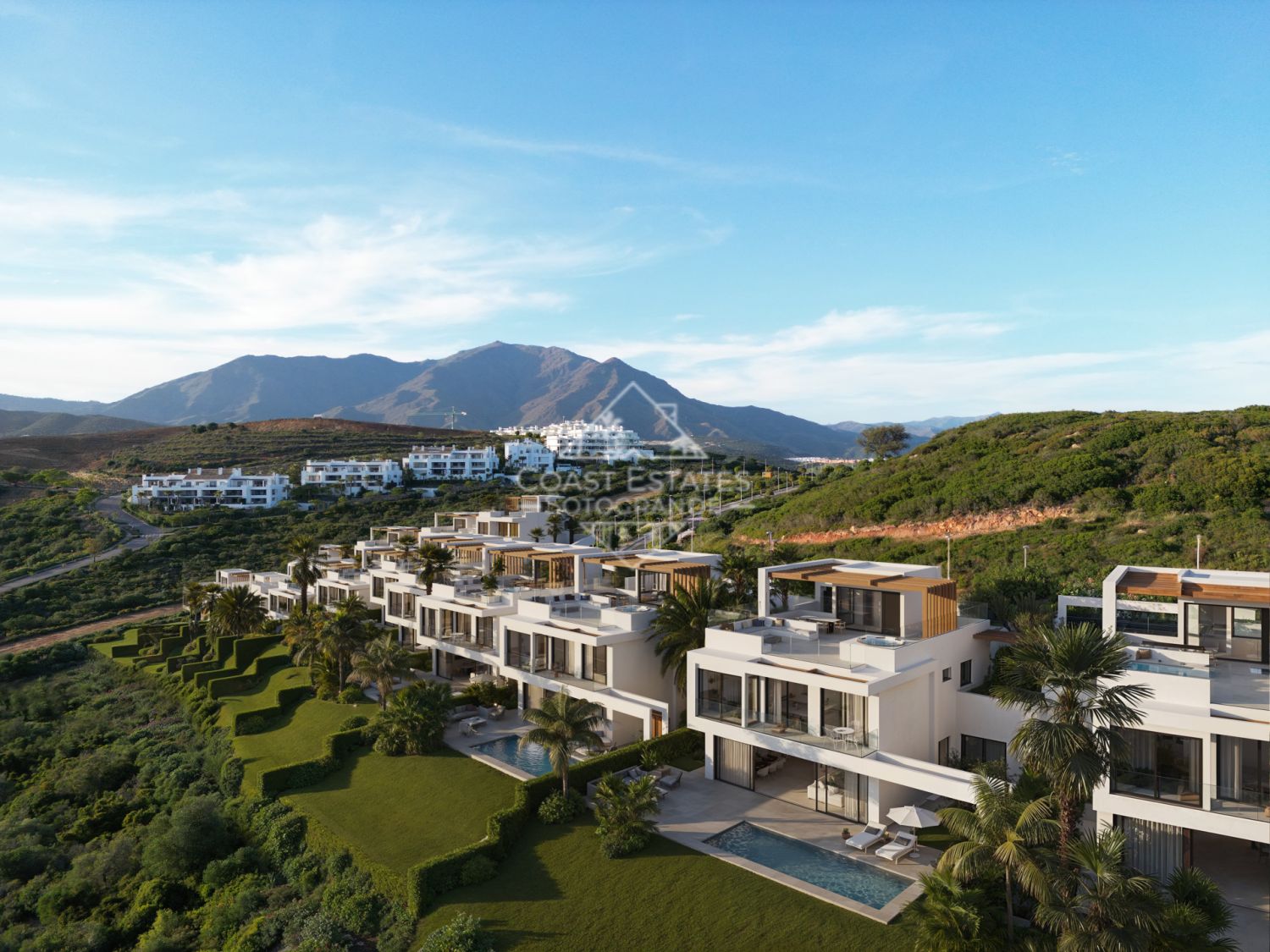 Exklusives Projekt mit 17 Luxusvillen an der Casares Costa mit atemberaubendem Panoramablick