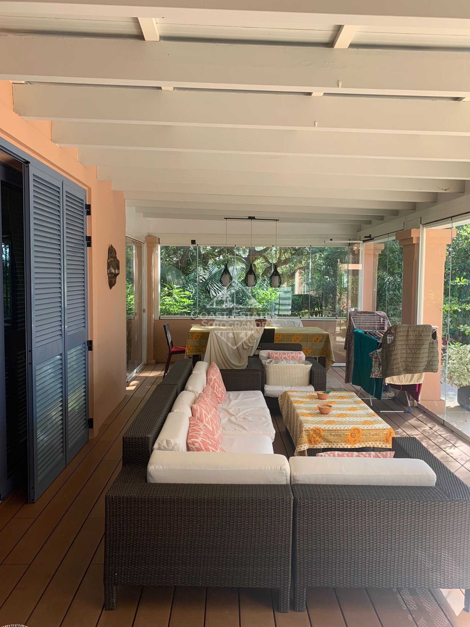 Wunderschöne Villa im andalusischen Stil in der Zone C von Sotogrande