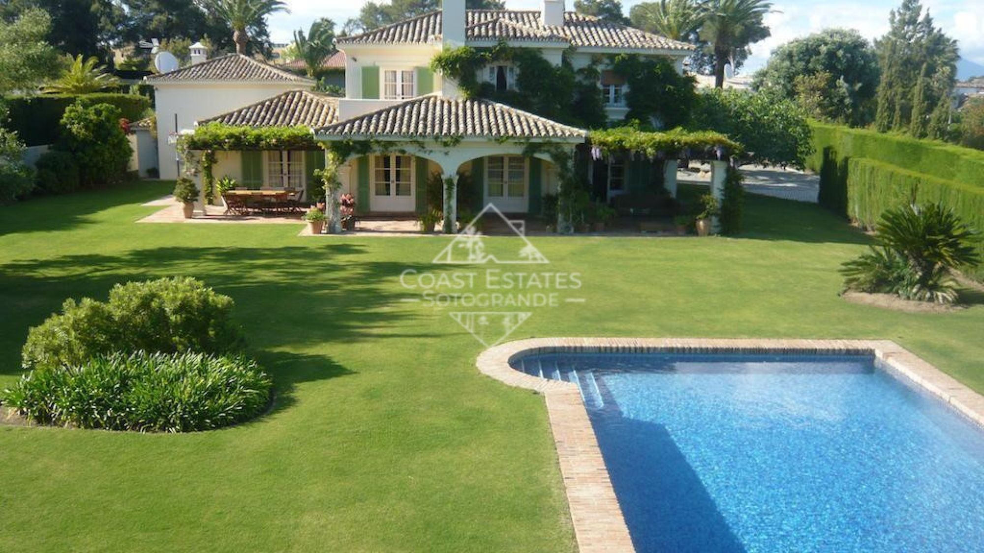 Encantadora villa familiar tradicional en Sotogrande Kings & Queens, cerca de la playa y de todos los servicios