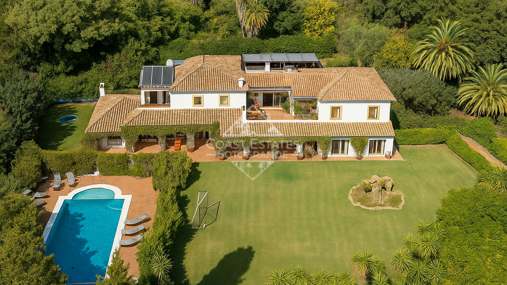 Exceptional Villa with Panoramic Sea Views in Sotogrande Alto – D Zone