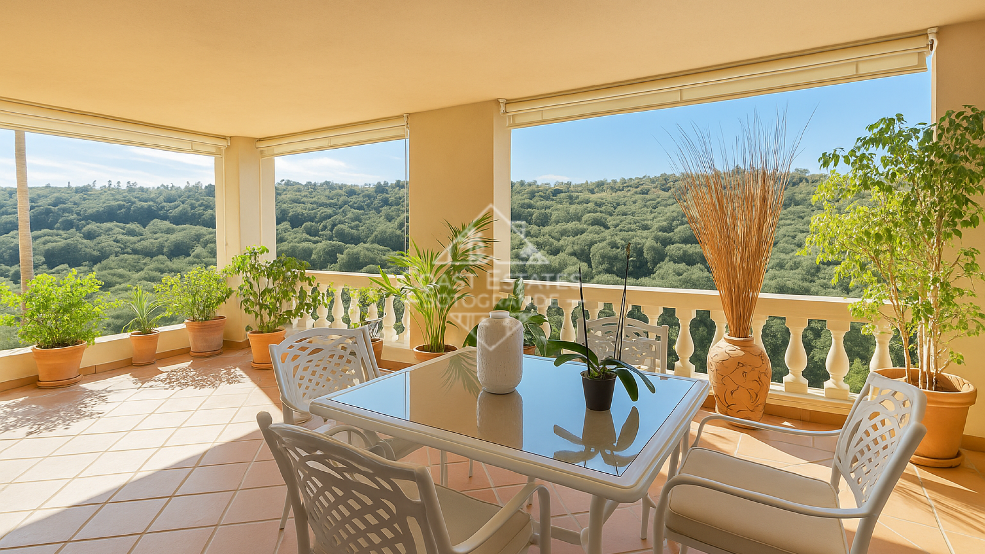 Spacious 5-Bedroom Villa in the Urbanization of Sotogolf, Sotogrande Alto