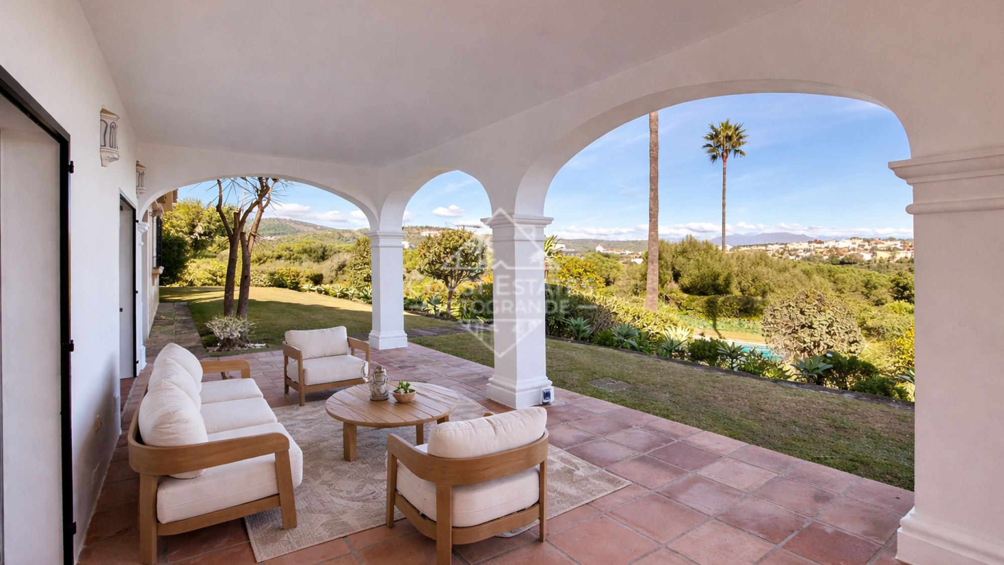 Spacious 4-Bedroom Villa with Private Pool for Long-Term Rent in Sotogrande Alto