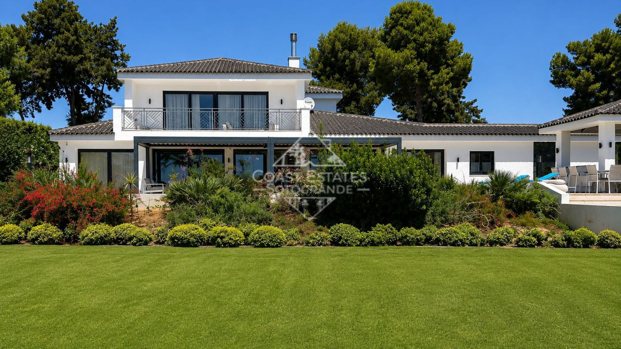 Exceptional South-Facing Villa for Sale in Kings & Queens, Sotogrande Costa