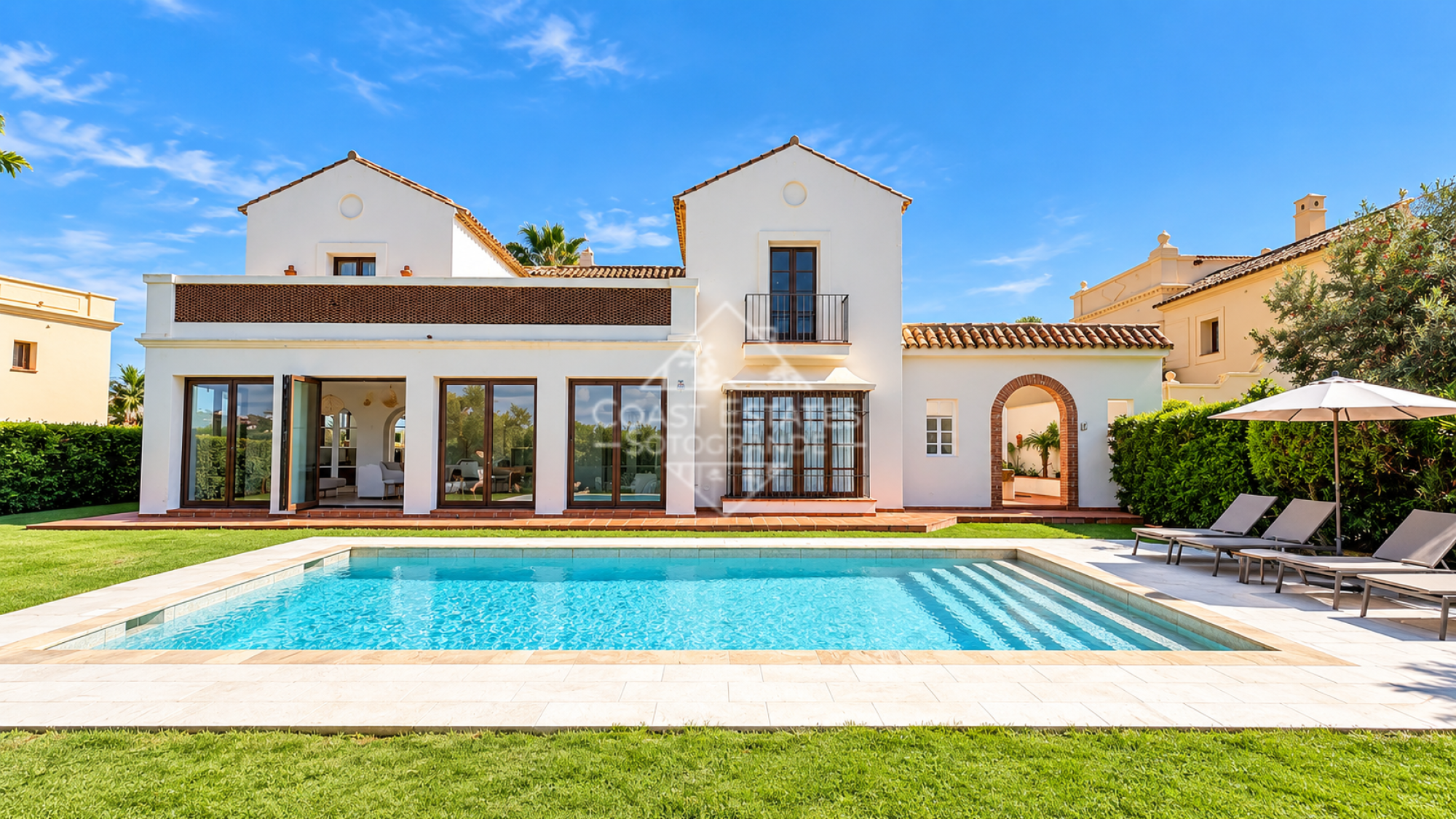 Modern Villa with Saltwater Pool and Golf & Mountain Views in Los Cortijos de La Reserva