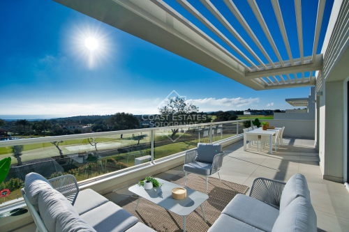 Duplex Penthouse with stunning views in San Roque Club for sale 