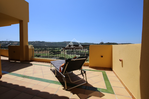 Apartment in Los Gazules de Almenara with stunning Golf and Lake views for sale