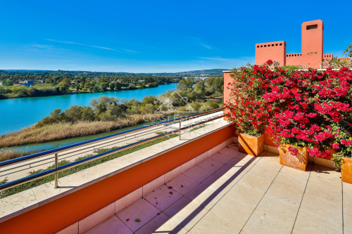 Duplex-Penthouse with stunning views in Ribera de la Tenca for sale