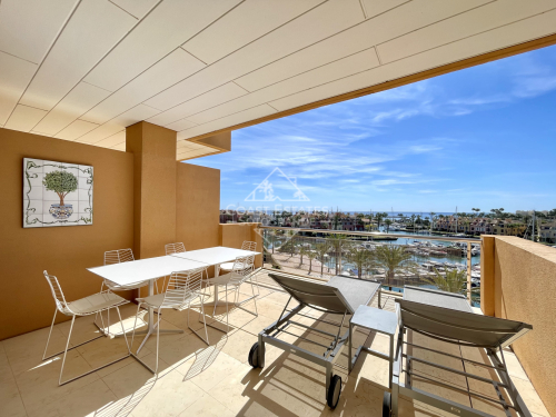 Two-bedroom apartment in the most sought-after living complex "Ribera del Marlin" in the Marina of Sotogrande for sale