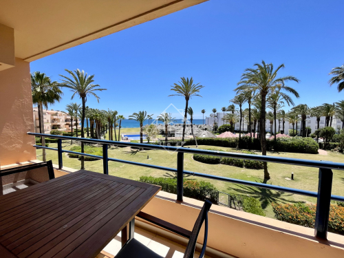 Charming three bedroom apartment in Paseo del Mar available for summer rent